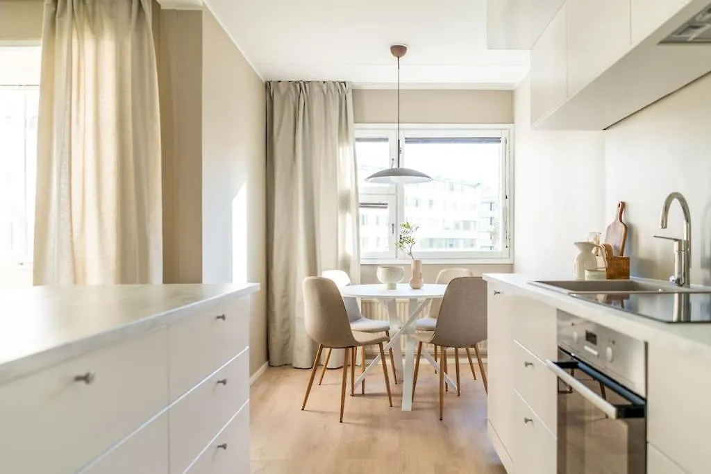 Fully Renovated 3Br Apartment With Private Sauna 헬싱키