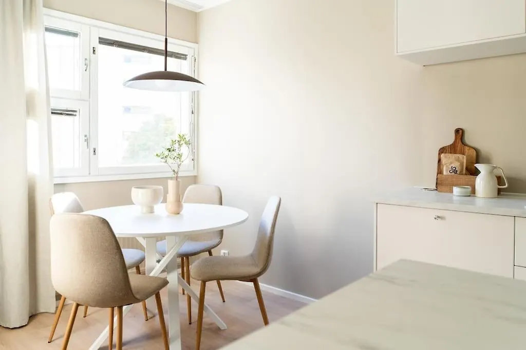 Fully Renovated 3Br Apartment With Private Sauna Helsinki